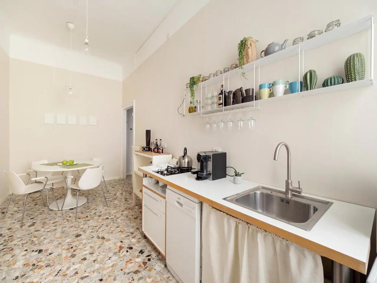 Trilocale 4/5 Ospiti In Stazione Apartment Milan Exterior photo